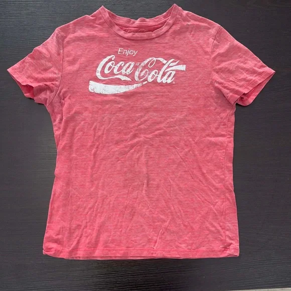Coca-Cola Vintage Graphic Tee Red Distressed Americana Retro Coquette Y2K Cotton - Picture 2 of 4